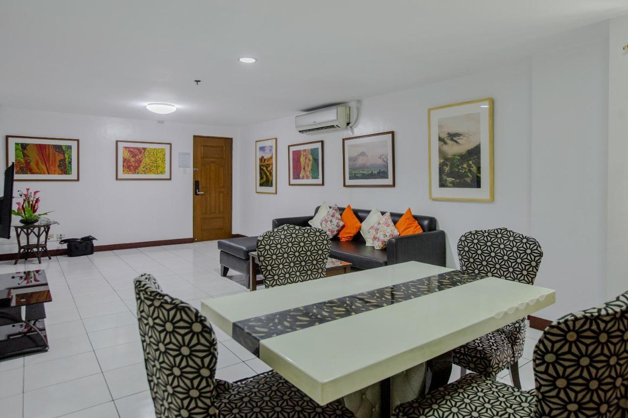 Capital O 201 Newgrange Condotel Quezon City Esterno foto
