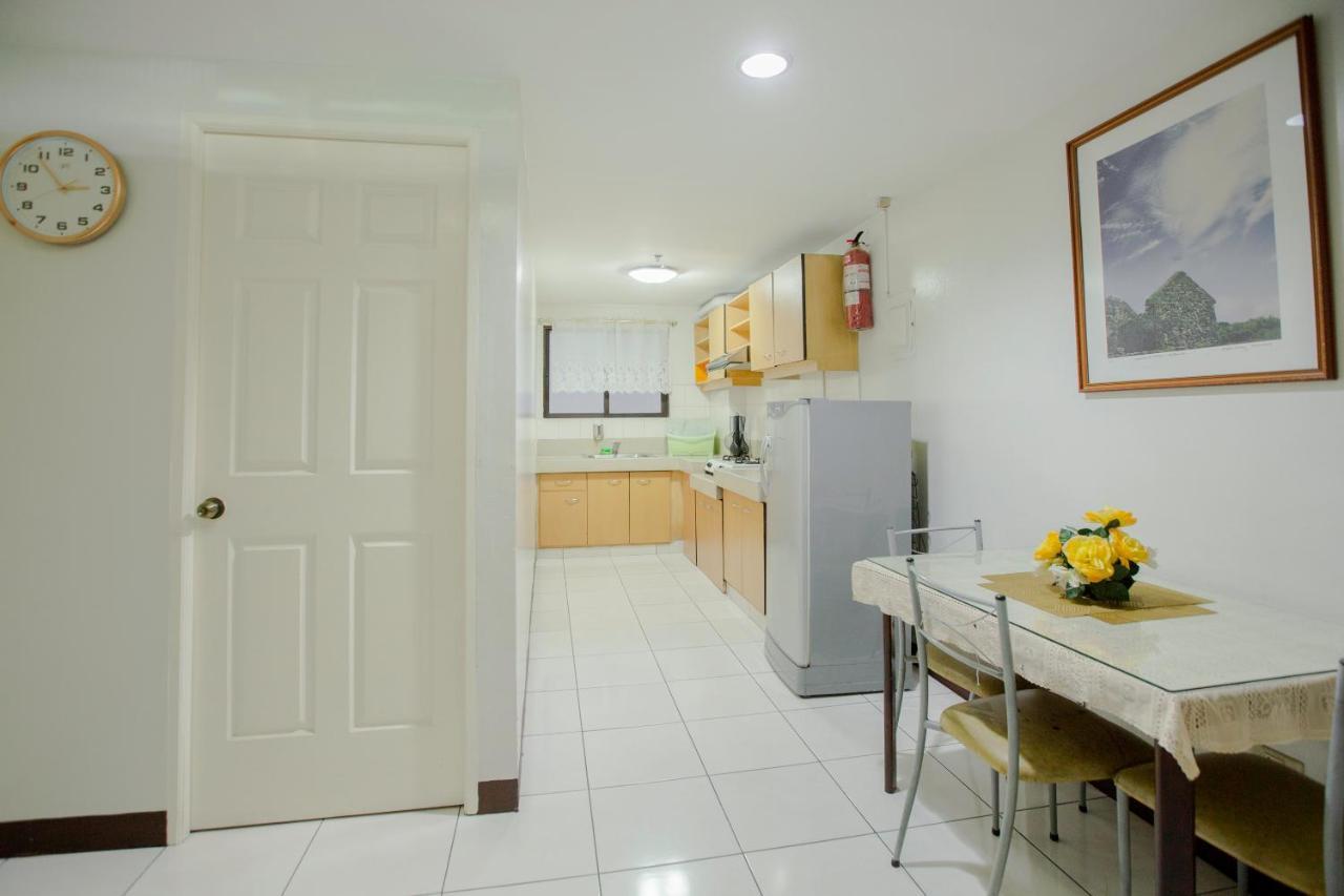 Capital O 201 Newgrange Condotel Quezon City Esterno foto