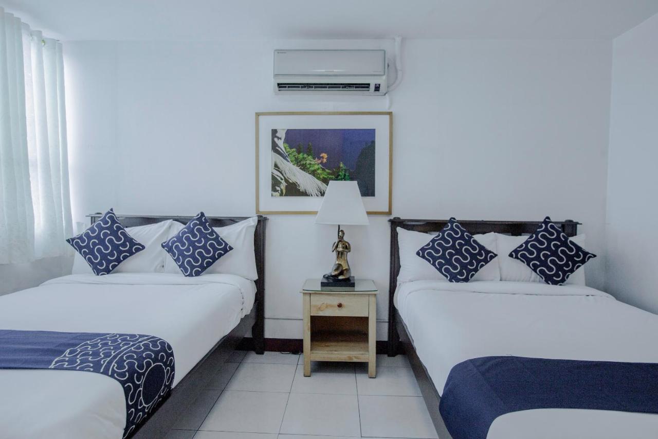 Capital O 201 Newgrange Condotel Quezon City Esterno foto