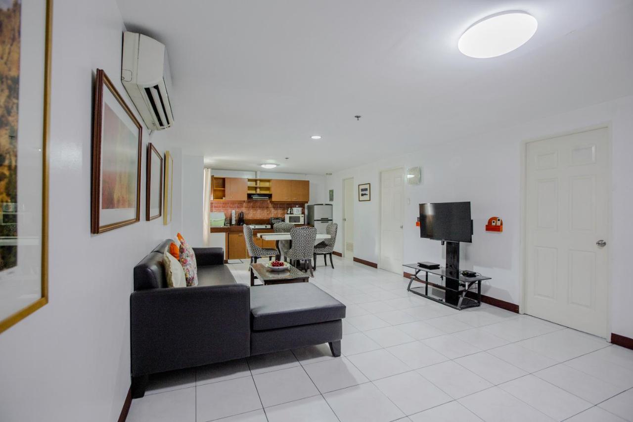 Capital O 201 Newgrange Condotel Quezon City Esterno foto