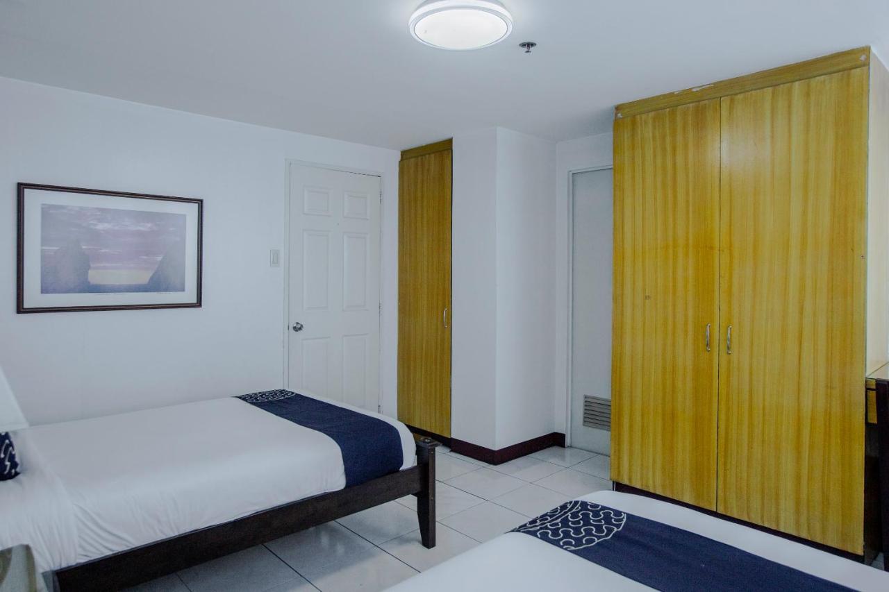 Capital O 201 Newgrange Condotel Quezon City Esterno foto