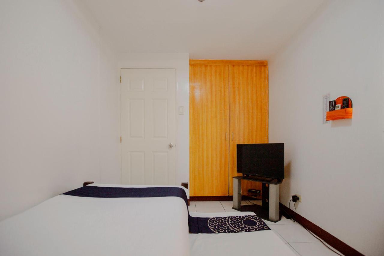 Capital O 201 Newgrange Condotel Quezon City Esterno foto