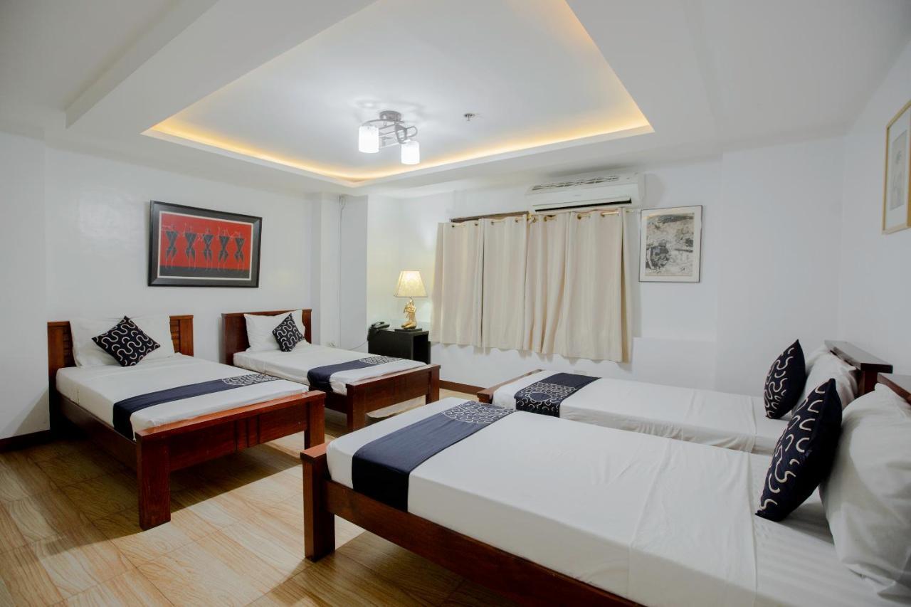 Capital O 201 Newgrange Condotel Quezon City Esterno foto